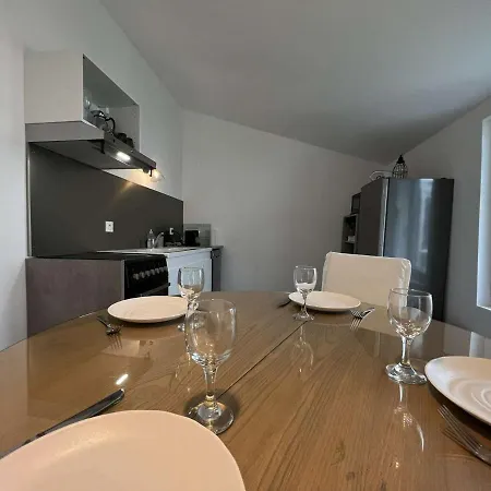 Appartement Saint-Martin-De-Re, 2 Pieces, 4 Personnes - Fr-1-246C-16